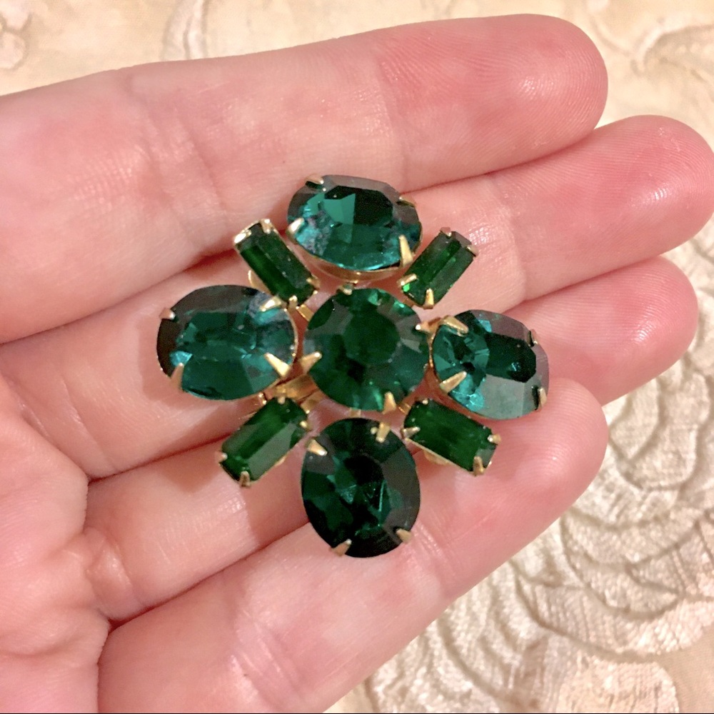 Vintage Czech green rhinestone brooch pin 1950s